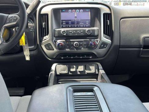 Certified 2018 Chevrolet Silverado 1500 LT w/ All Star Edition AWD/4WD image 13