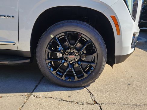 New 2026 GMC Yukon Elevation image 56