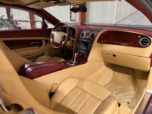 Used 2005 Bentley Continental GT image 25