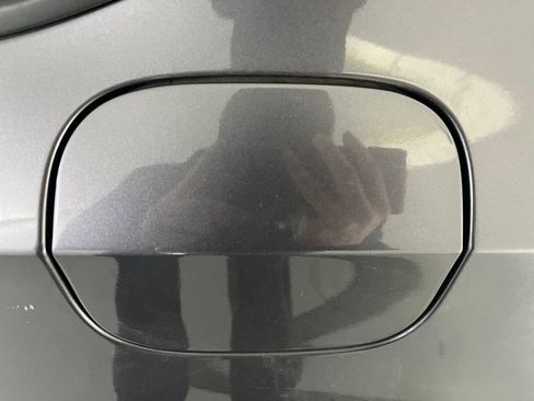 Used 2019 Honda Accord LX image 17