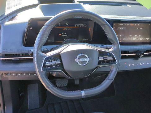 Used 2024 Nissan Ariya AWD image 18