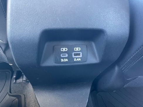 Used 2025 Subaru Crosstrek 2.5i Limited image 16
