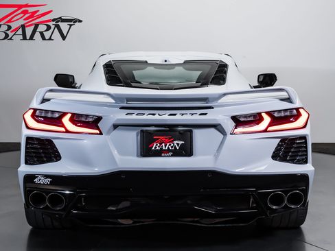 Used 2022 Chevrolet Corvette Stingray Preferred Cpe w/ Z51 Performance Package RWD image 4