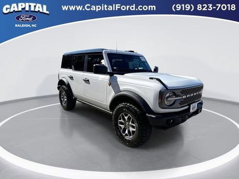 Certified 2025 Ford Bronco Badlands image 2