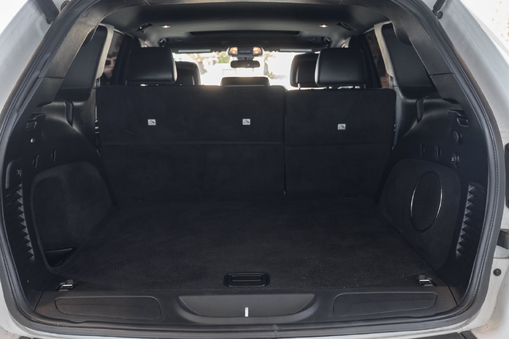 Used 2021 Jeep Grand Cherokee Laredo X RWD image 38