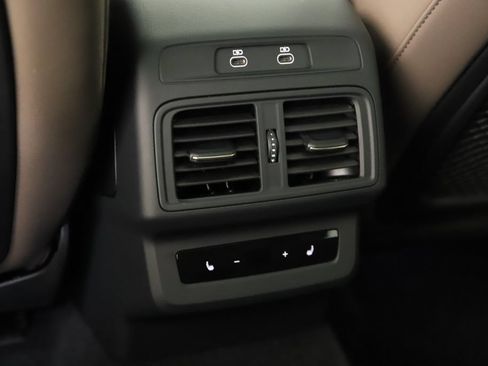 Used 2025 Audi Q5 Prestige AWD/4WD image 22