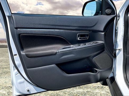 Used 2024 Mitsubishi Outlander Sport AWD image 20