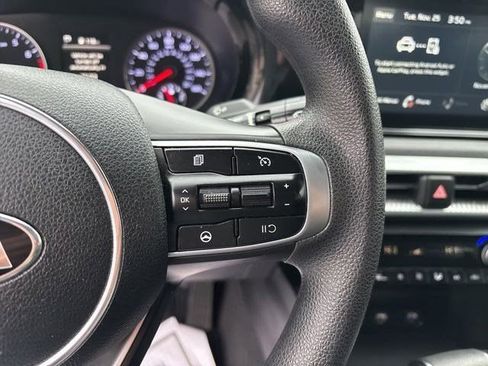 Used 2021 Kia K5 LXS image 18