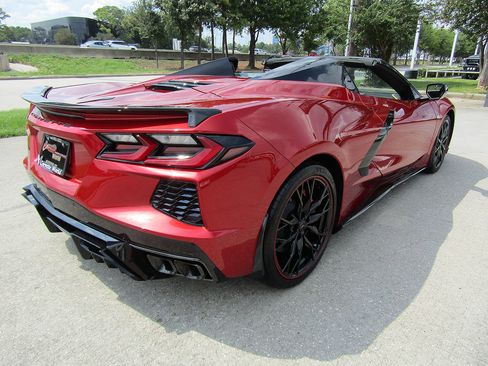 Used 2024 Chevrolet Corvette Stingray Preferred Conv w/ Stealth Interior Trim Package RWD image 5