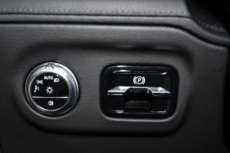 Certified 2023 Mercedes-Benz EQS 580 4MATIC Sedan image 23