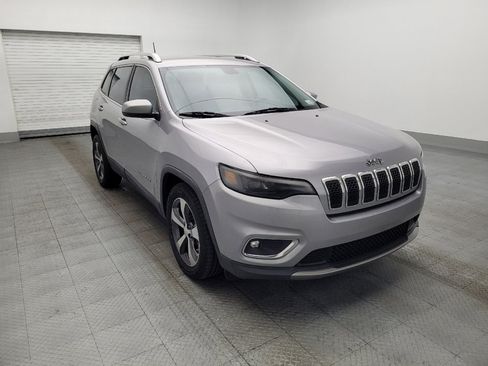Used 2019 Jeep Cherokee Limited FWD image 13