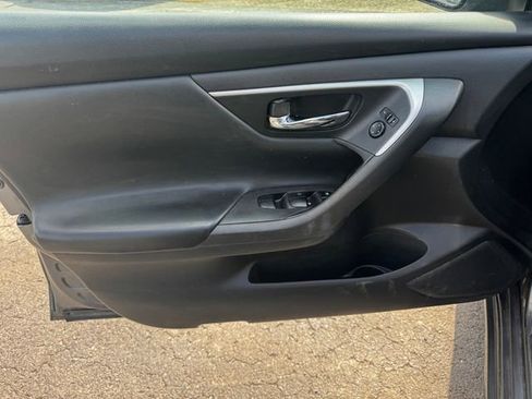 Used 2016 Nissan Altima 2.5 S w/ Power Driver Seat Package FWD image 20