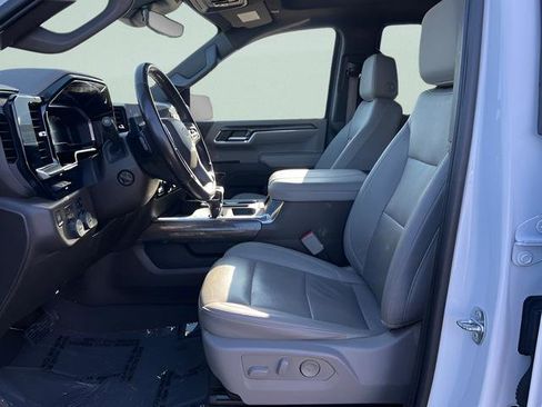 Certified 2023 Chevrolet Silverado 1500 LTZ w/ LTZ Premium Package image 10