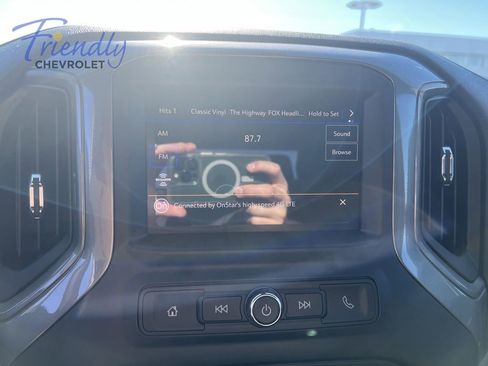 New 2026 Chevrolet Silverado 1500 Custom Trail Boss w/ LPO, Dark Essentials Package AWD/4WD image 8