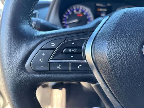 Used 2017 INFINITI Q60 3.0t w/ Premium Plus Package 3.0T image 23