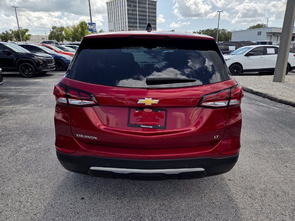 Used 2024 Chevrolet Equinox LT w/ LPO, Cargo Package FWD image 12