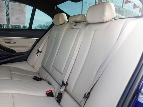 Used 2017 BMW 330i xDrive 330i xDrive image 25