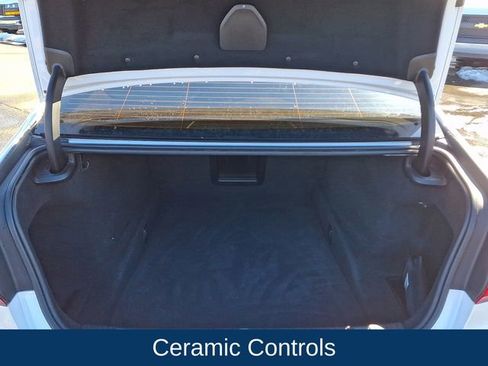 Used 2018 BMW 750i xDrive image 31