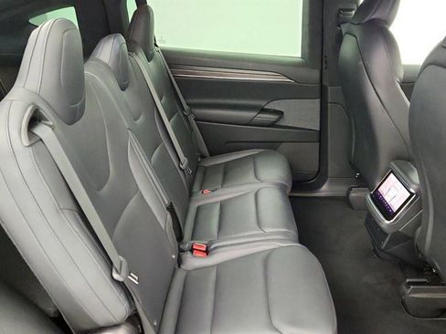 Used 2022 Tesla Model X image 29