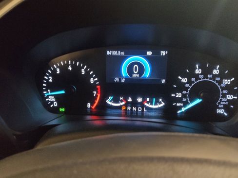 Used 2021 Ford Escape SE w/ SE Sport Appearance Package image 23