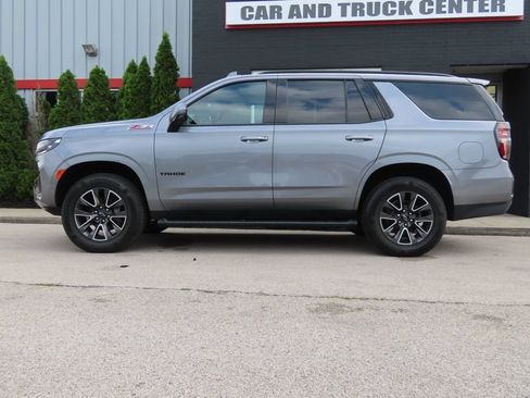 Used 2021 Chevrolet Tahoe Z71 w/ Luxury Package AWD/4WD image 9
