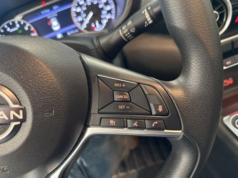 Certified 2024 Nissan Sentra SV image 25