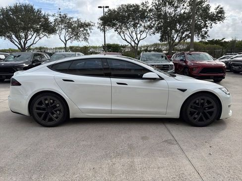 Used 2022 Tesla Model S image 7