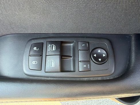 Used 2021 Dodge Challenger SXT w/ Driver Convenience Group RWD image 25