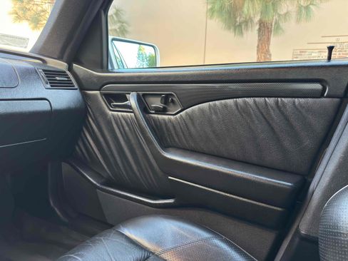 Used 1996 Mercedes-Benz C 280 Sedan image 45