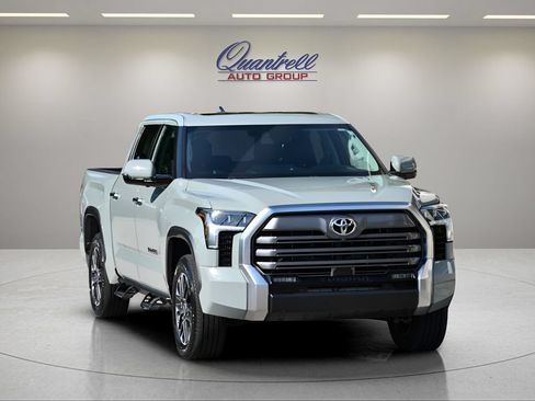 Used 2024 Toyota Tundra Limited AWD/4WD image 2