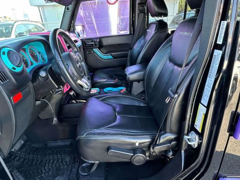 Used 2015 Jeep Wrangler Unlimited Rubicon image 27