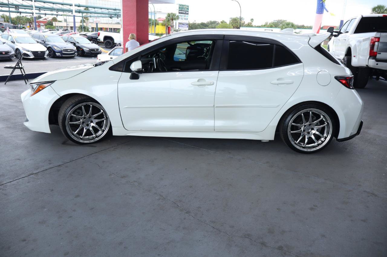 Used 2020 Toyota Corolla XSE FWD image 11
