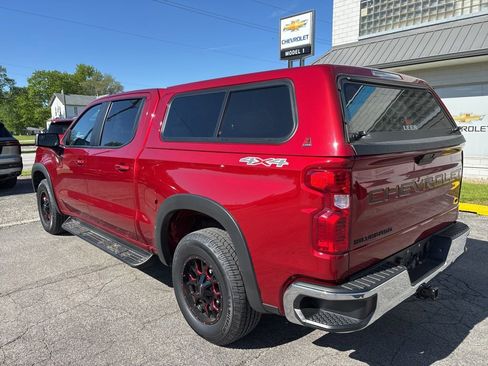 Used 2021 Chevrolet Silverado 1500 LT w/ LPO, Dark Essentials Package AWD/4WD image 6