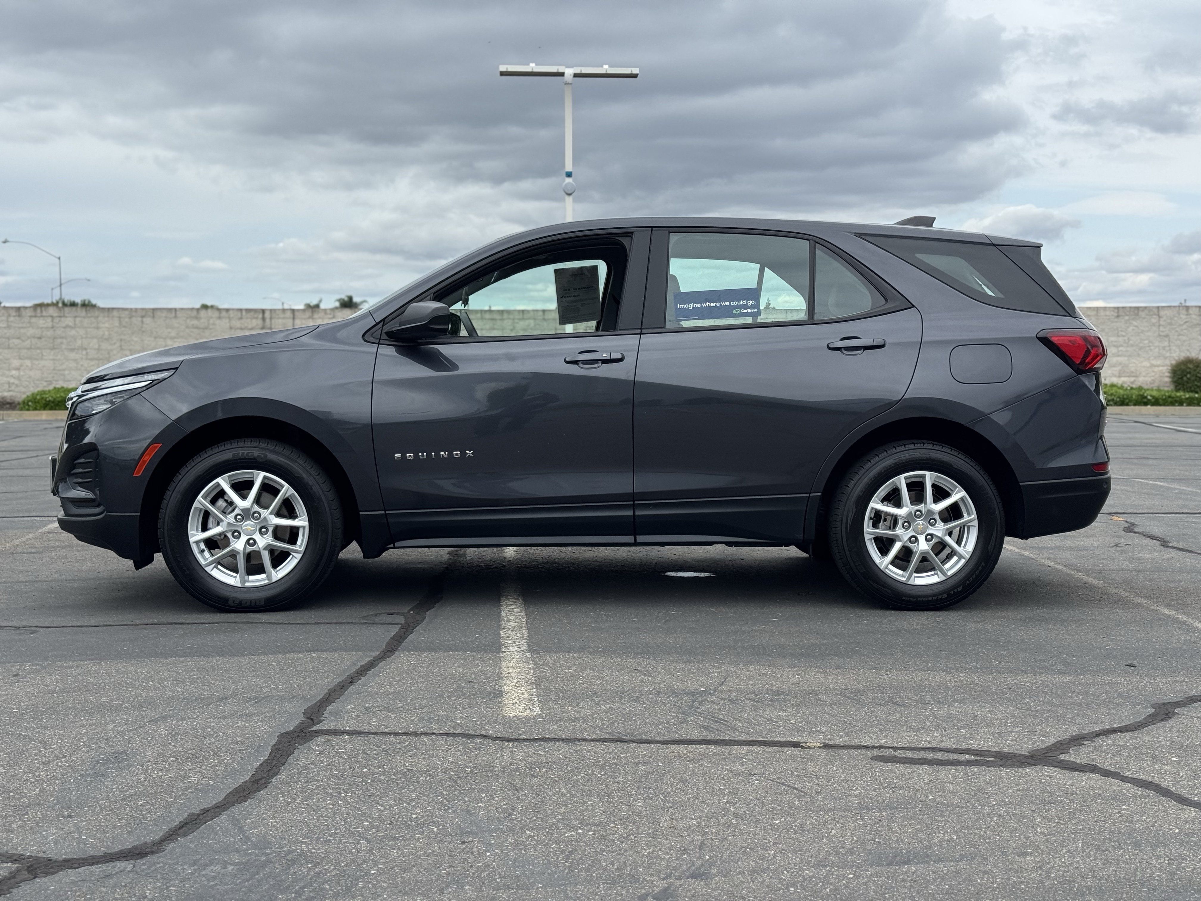 Certified 2022 Chevrolet Equinox LS AWD/4WD image 4