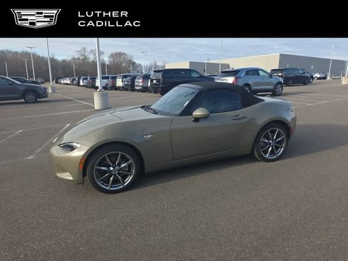 Used 2023 MAZDA MX-5 Miata Grand Touring image 1