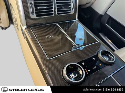 Used 2022 Land Rover Range Rover SV Autobiography Dynamic image 17