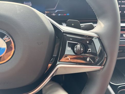 Used 2025 BMW 540i xDrive image 35