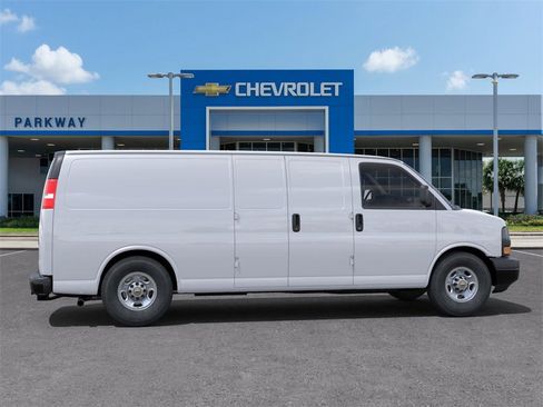 New 2024 Chevrolet Express 3500 Extended w/ Driver Convenience Package image 5