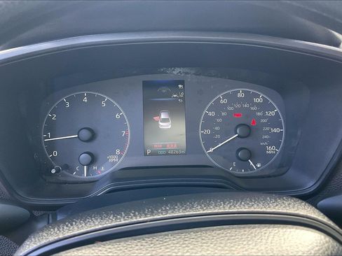 Used 2025 Toyota Corolla LE FWD image 25