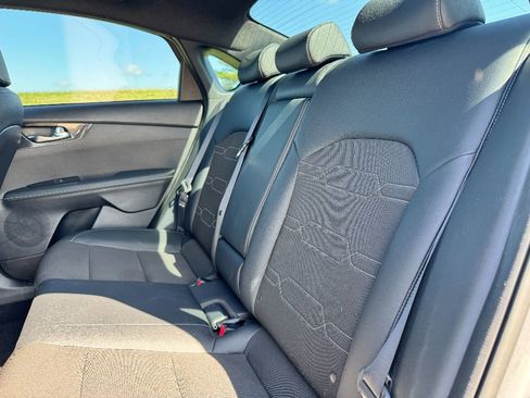 Used 2023 Kia Forte GT-Line image 15