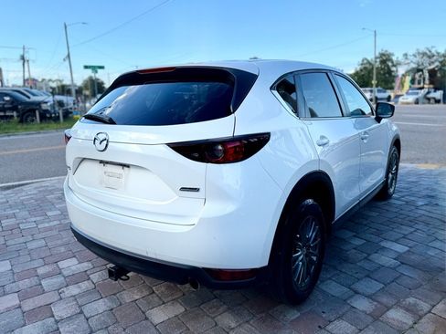 Used 2017 MAZDA CX-5 Touring w/ Preferred Equipment Package FWD image 11