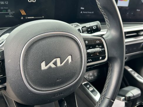 Certified 2024 Kia Sorento S image 24