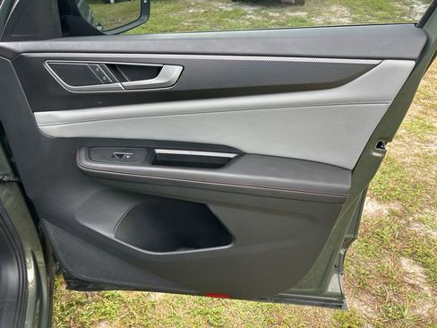 Used 2024 Volkswagen Atlas Peak Edition SEL image 38