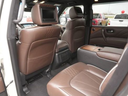 Used 2015 INFINITI QX80 Limited w/ All Season Package image 12