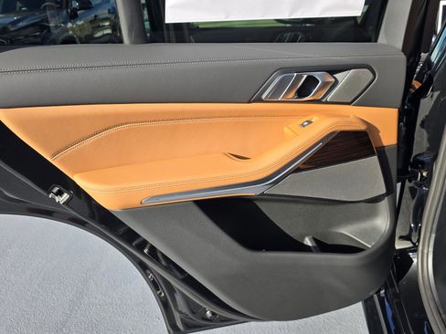 New 2026 BMW X5 xDrive50e w/ M Sport Package image 10