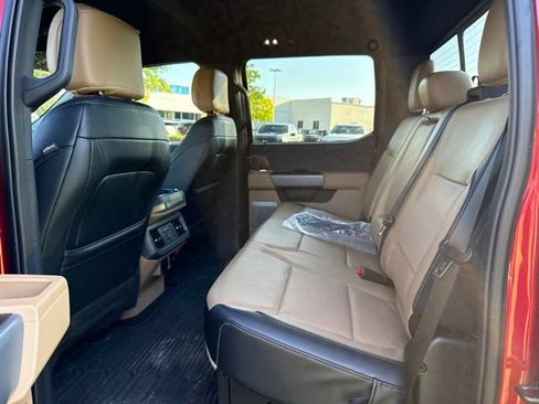 Used 2024 Ford F350 Lariat w/ Lariat Ultimate Package AWD/4WD image 11