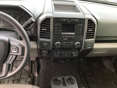 Used 2018 Ford F150 XLT w/ Trailer Tow Package image 11