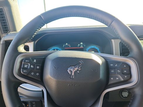 New 2025 Ford Bronco Outer Banks w/ Sasquatch Package image 14