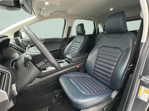 Used 2024 Ford Edge SEL w/ Sport Appearance Package AWD/4WD image 13