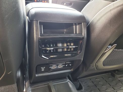 Used 2022 Jeep Grand Cherokee Trailhawk w/ Advanced Protech Group II AWD/4WD image 16
